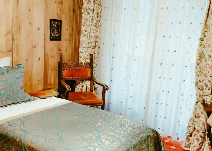 Atlas Grand 4*