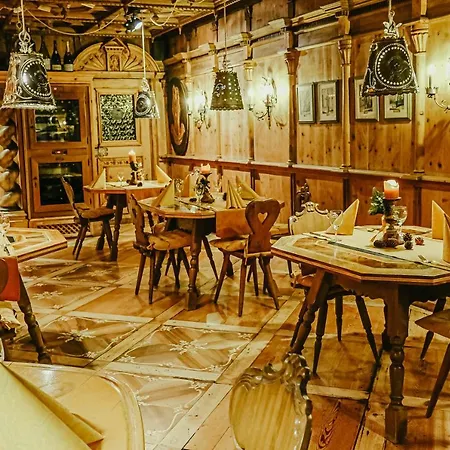酒店 安塔拉丝豪华酒店 加爾米施-帕滕基興