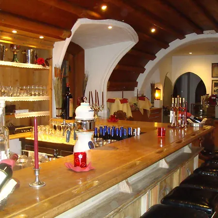 Atlas Grand Отель 4*