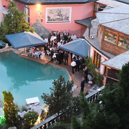 Atlas Grand Hotel 4*