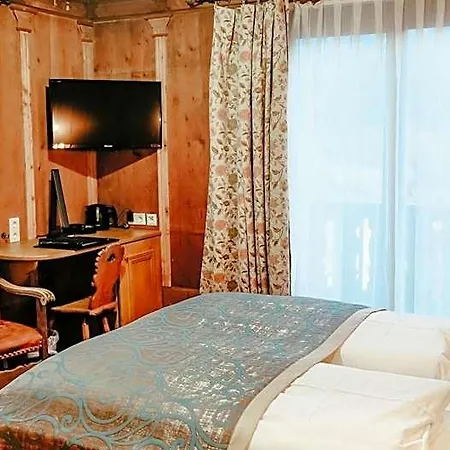 安塔拉丝豪华酒店 4* 加爾米施-帕滕基興